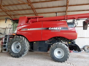 Case IH 7230 Header