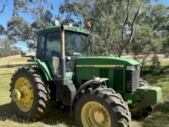 John Deere 7810 Tractor