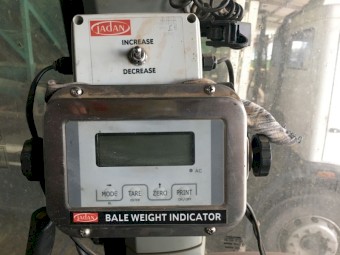 New Holland 575 baler with accumulator + grab