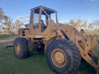 Caterpillar 966B Loader