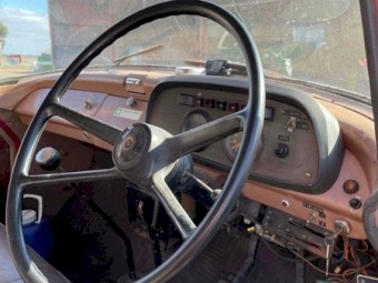 International D1610 Fire Truck