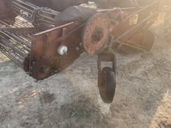 MYERS double row potato digger