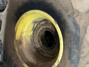 John Deere Header Rice Tyres & Rims