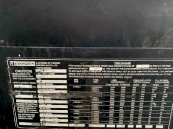 1998 Kenworth 401 Prime Mover