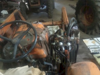 Front end loader suit Fiat 615