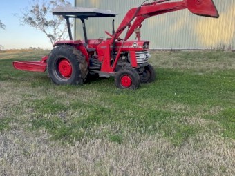 Massey Ferguson 165 loader slasher 