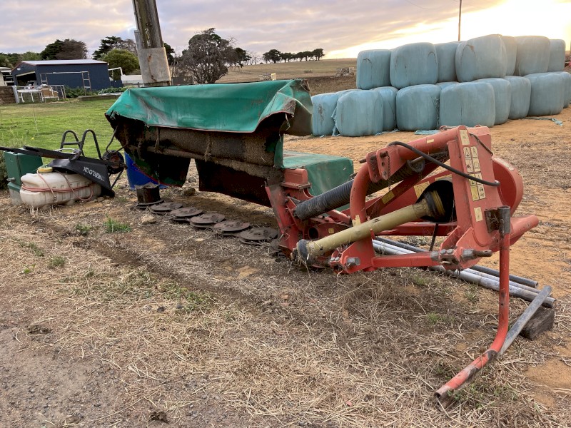 2008 Taarup 2428 disc mower
