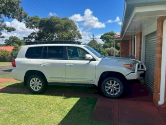 2014 Toyota Land Cruiser Sahara 200 series