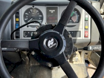 MAN spreader with trailer and loader