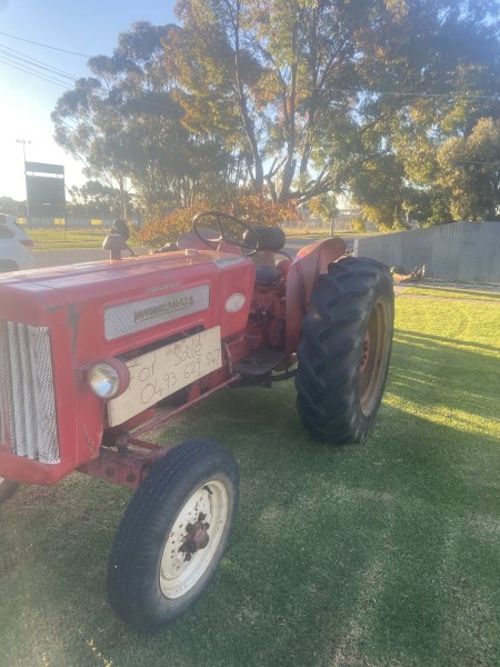 1963 International B414 