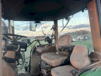 John Deere 7920 