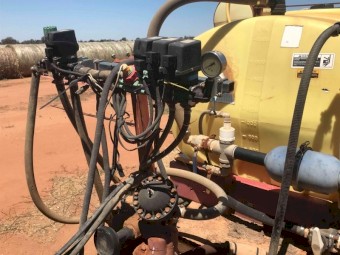 Hardie 2000 Litre Boom Sprayer