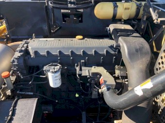 2011 New Holland CR 9080 Header with 41ft Honey Bee 94C Draper Front