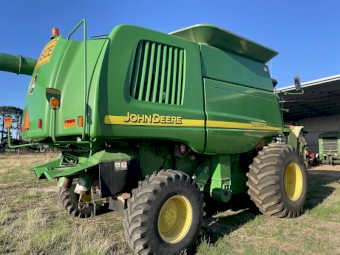 John Deere 9660 STS header