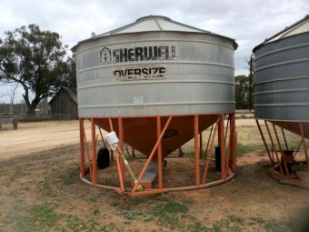 Sherwell Field Bin with Auger