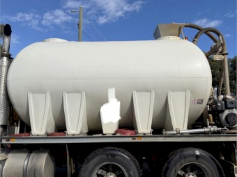 2007 Mack CH Tanker Truck