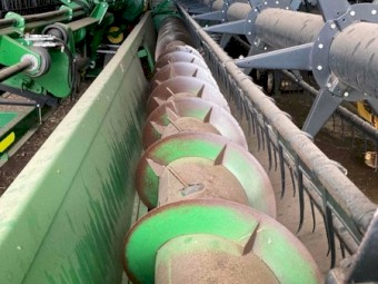 John Deere 635 F Header Front