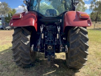 2013 Case Maxxum 140 Tractor with Loader