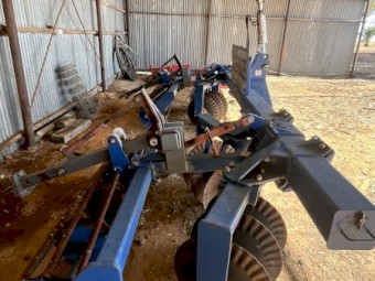 Grizzly Track Renovator