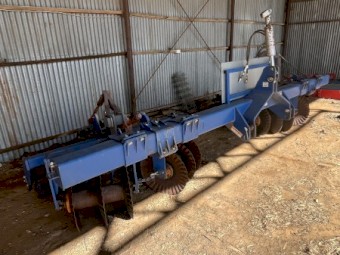 Grizzly Track Renovator