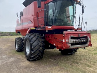 2011 Case IH 7120 Header with Draper Front and Trailer