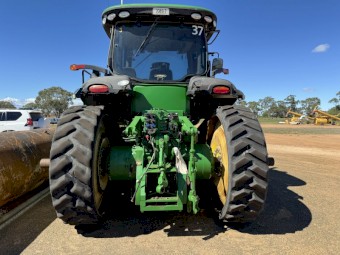 2017 John Deere 8370RT Tractor