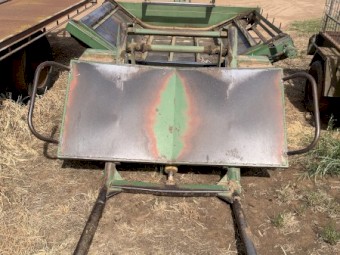 JNR Round Bale Feeder