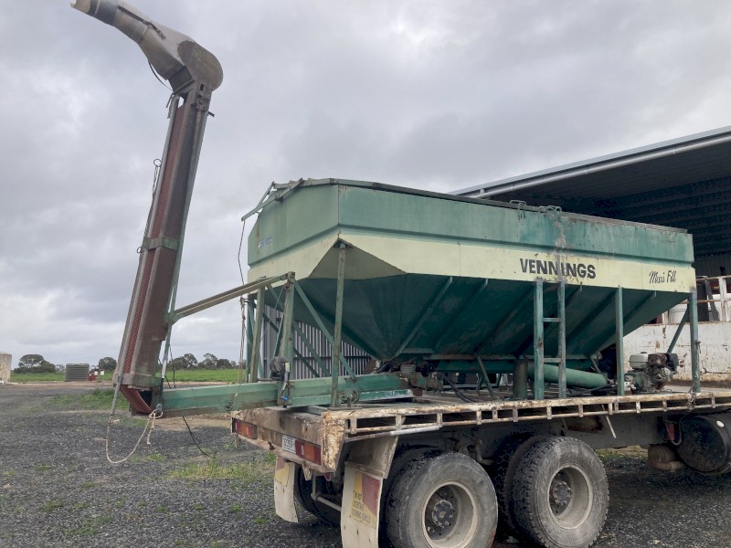 15ft Vennings Grouper Bin Farm Tender