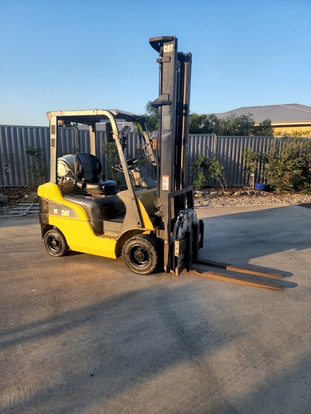 CAT Forklift 1.8T with Rotator 