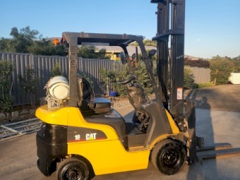 CAT Forklift 1.8T with Rotator 