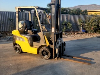 CAT Forklift 1.8T with Rotator 