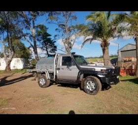 2001 Toyota Landcruiser HZJ 79 Ute