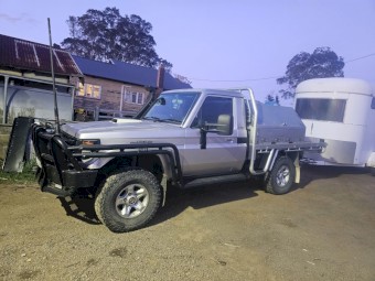 2001 Toyota Landcruiser HZJ 79 Ute