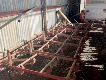 International 511 combine