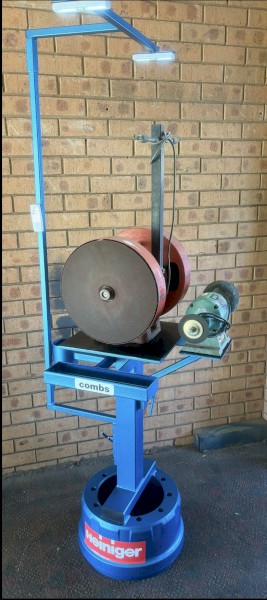 grinding pedestal