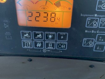 2005 John Deere 8420 Tractor