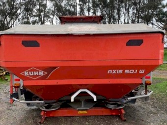 Kuhn 50.1w spreader