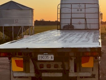 40ft Barker Flat Top Trailer