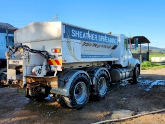 Kenworth T350 Spreader Truck