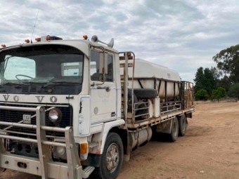1981 Volvo F10 Spray Truck