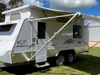 2008 Jayco discovery outback with bunks.