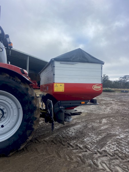 Vicon rotaflow spreader