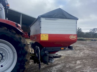 Vicon rotaflow spreader