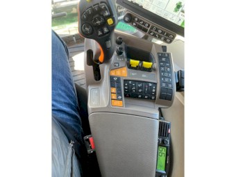 2022 John Deere S780 D65 Macdon