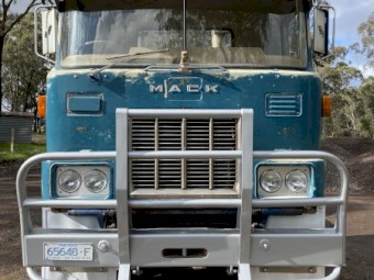 1979 Mack FR700 Prime Mover