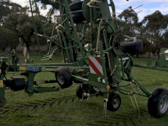 2021 Krone KWT882/8 Tedder 