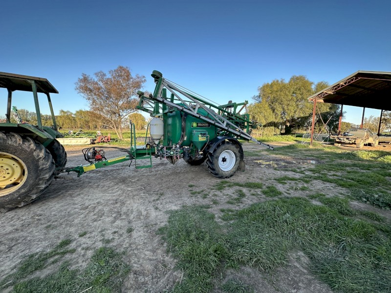 2012 Goldacres 2518 Boom Spray