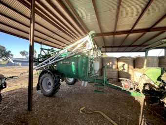 2012 Goldacres 2518 Boom Spray