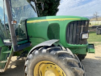 2004 John Deere 6520 Premium Tractor