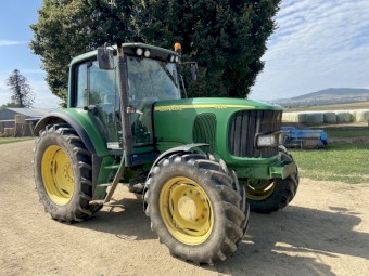 2004 John Deere 6520 Premium Tractor
